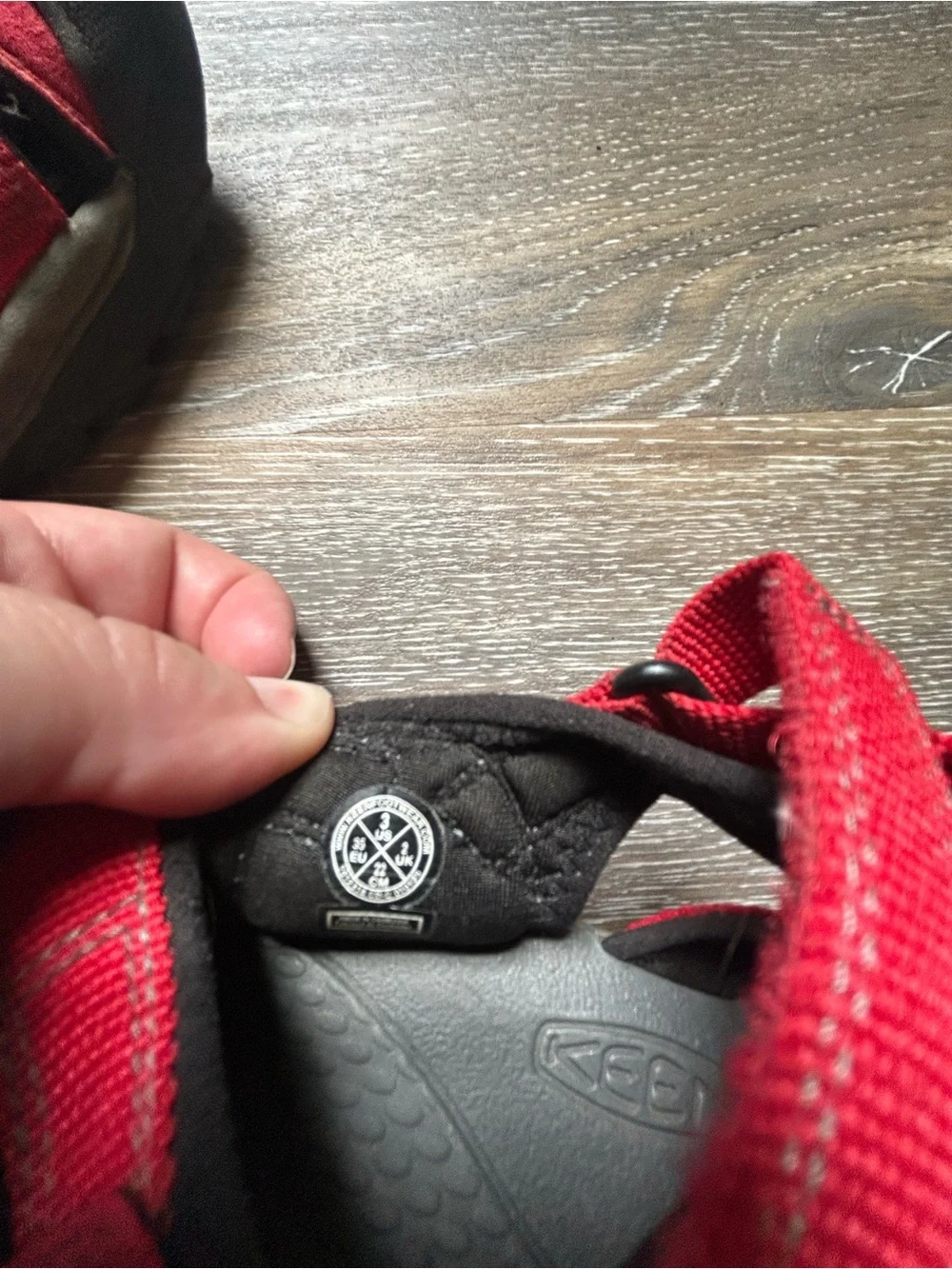 Keene Hiking Red Outdoor Sandal Sneakers Kids Size 3